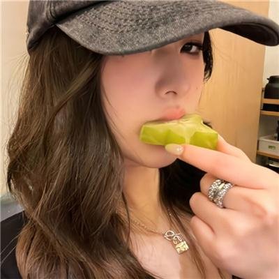 新闻记者2022